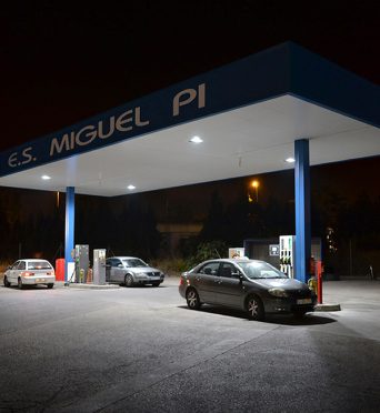 Gasolinera Miguel Pi