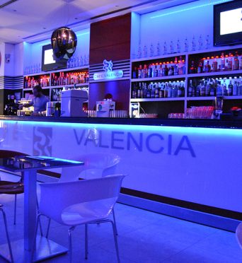 Iluminación Pub Valencia – Good Work Internacional